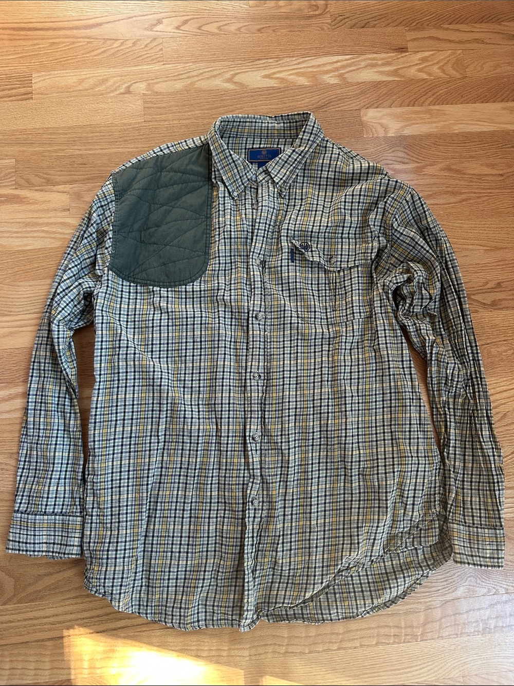 Men's Plaid Button-Down Shirt with Quilted Shoulder Patch - Green/Cream